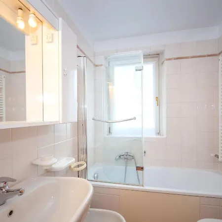 Compact In France With Balcony * Chamonix