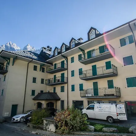 Compact In France With Balcony Appartamento *