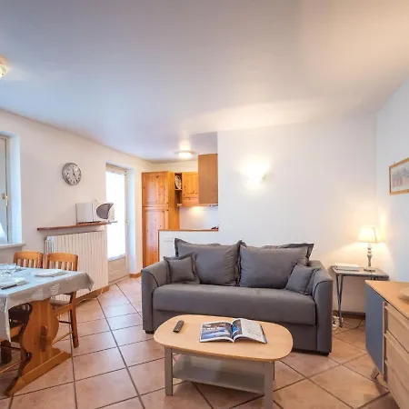 Compact In France With Balcony * Chamonix